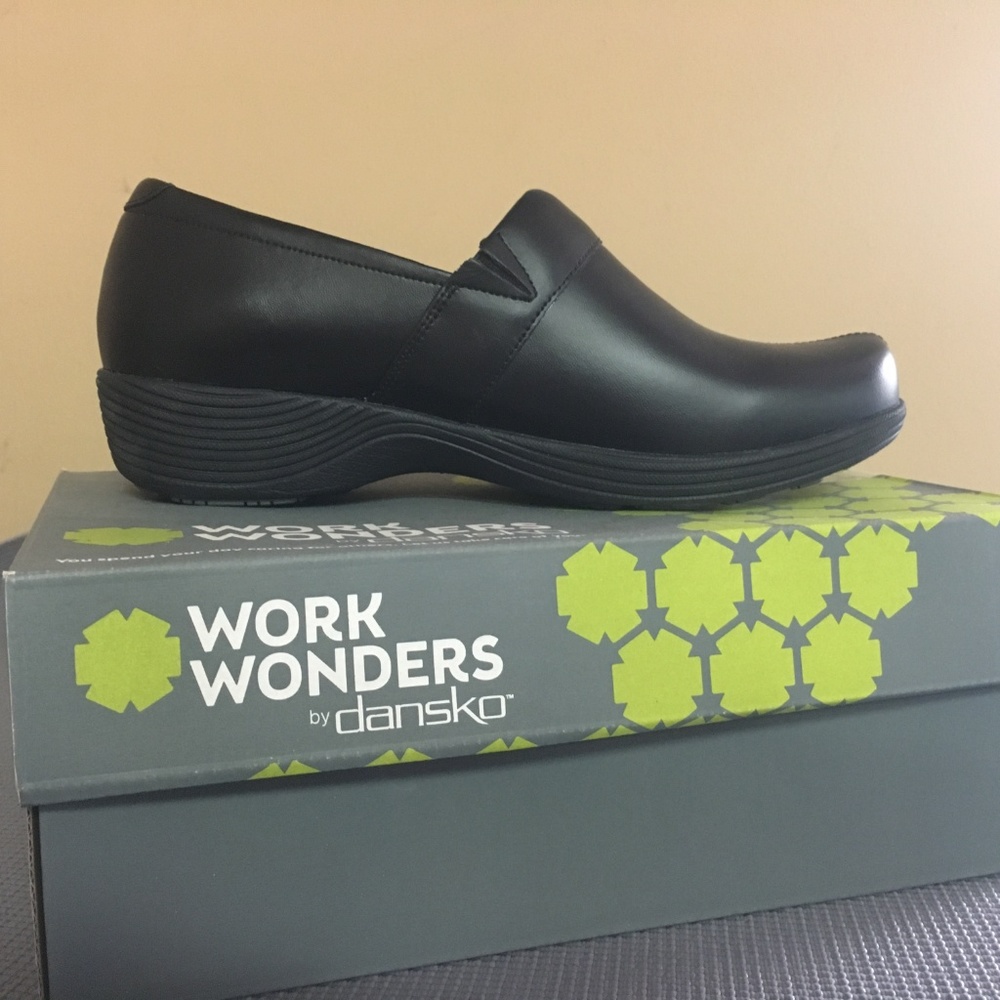 Dansko Camellia Leather Black